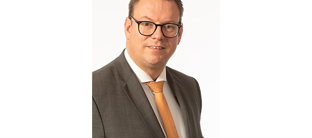 Tycho Jansen_wethouder Zwijndrecht_oud griffier Reimerswaal.jpg